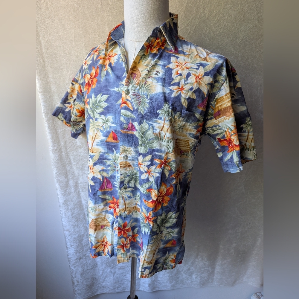Campja Moda Men's Small Tropical Peach Flower Beach Hut White Lilies Button Down